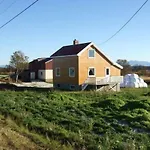 Holiday home Bogstrand, Dverbergveien 11, 8485 Dverberg