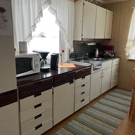 Bogstrand, Dverbergveien 11, 8485