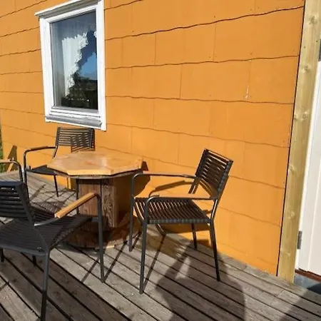 Bogstrand, Dverbergveien 11, 8485 Dverberg