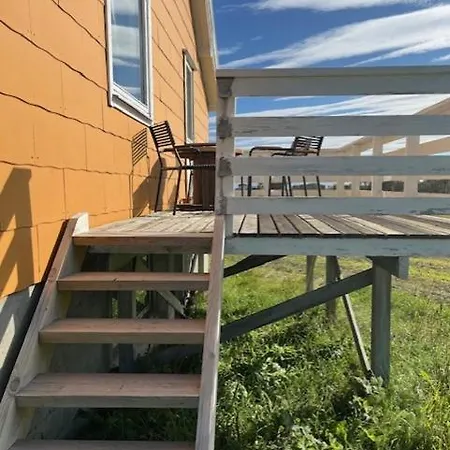 Bogstrand, Dverbergveien 11, 8485